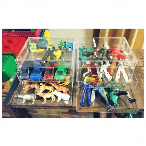 figurines-display-100_03