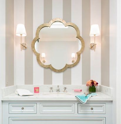 洗面所の壁紙6例 おしゃれに見える色やコーディネートのコツは インテリアまとめサイト Luv Interior