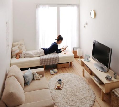 6/16-2. こちらは、現実感に近い! dream home ではないけれど、わたしの大切な居場所です。small living . . It may be small, but it's priceless to have a space of one's own. :)):