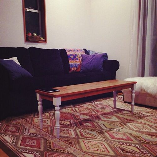 トルコ絨毯が絵になる部屋の実例