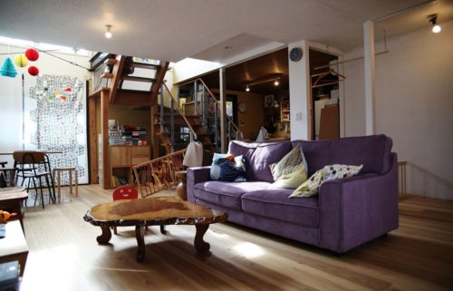 紫色の部屋のコーディネート実例写真