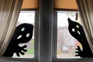 ハロウィンの壁を100均×手作りでおしゃれに飾ったアイデア