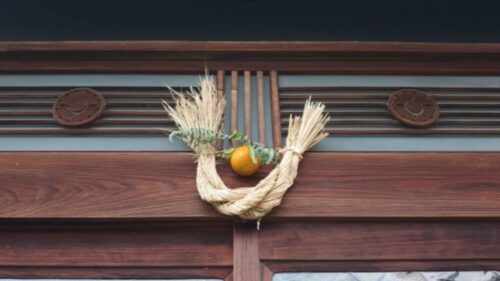 【ミニマリスト向け】正月インテリアの整え方10選|スッキリおしゃれに飾るコツ